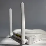 New Modem Router with 2.4G 1GE+3FE 2.4G 5dbi WIFI Single Band GPON ONU XPON ONT SC Connect