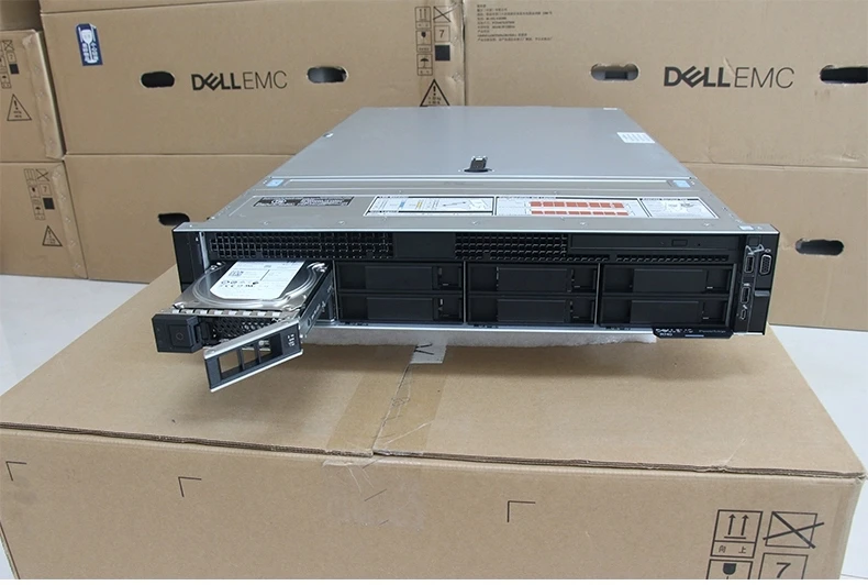 Low Price Used Chassis Dell PowerEdge R740 2U Rack Optimized for Workload Acceleration Server 1