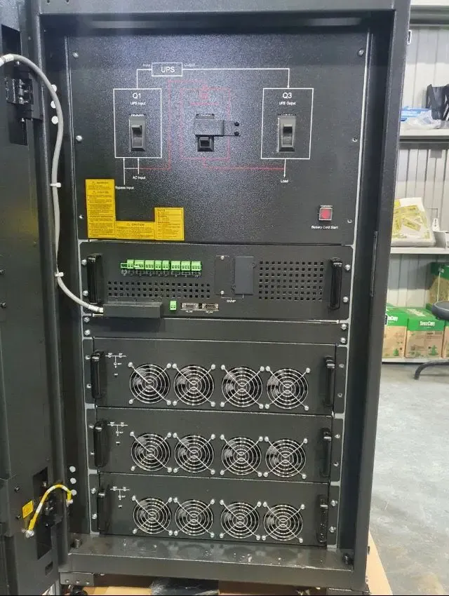 20KVA 40KVA 60KVA 100KVA 380vac Pure Sine Wave 3 Phase Online Modular Ups-boxintelecom