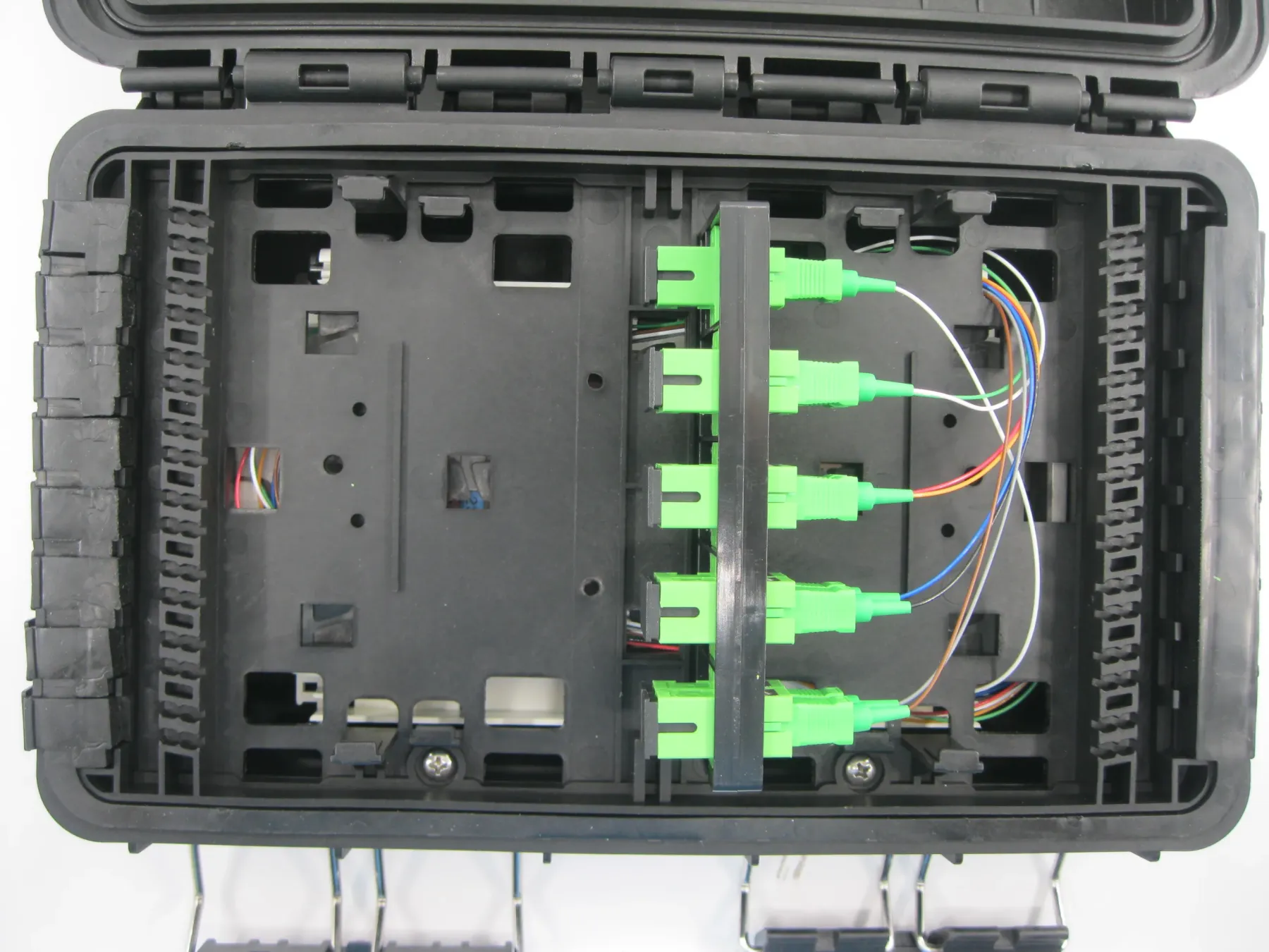 F225-APT  Versatile 16 Cores FTTH Fiber Optical Distribution Box Solution