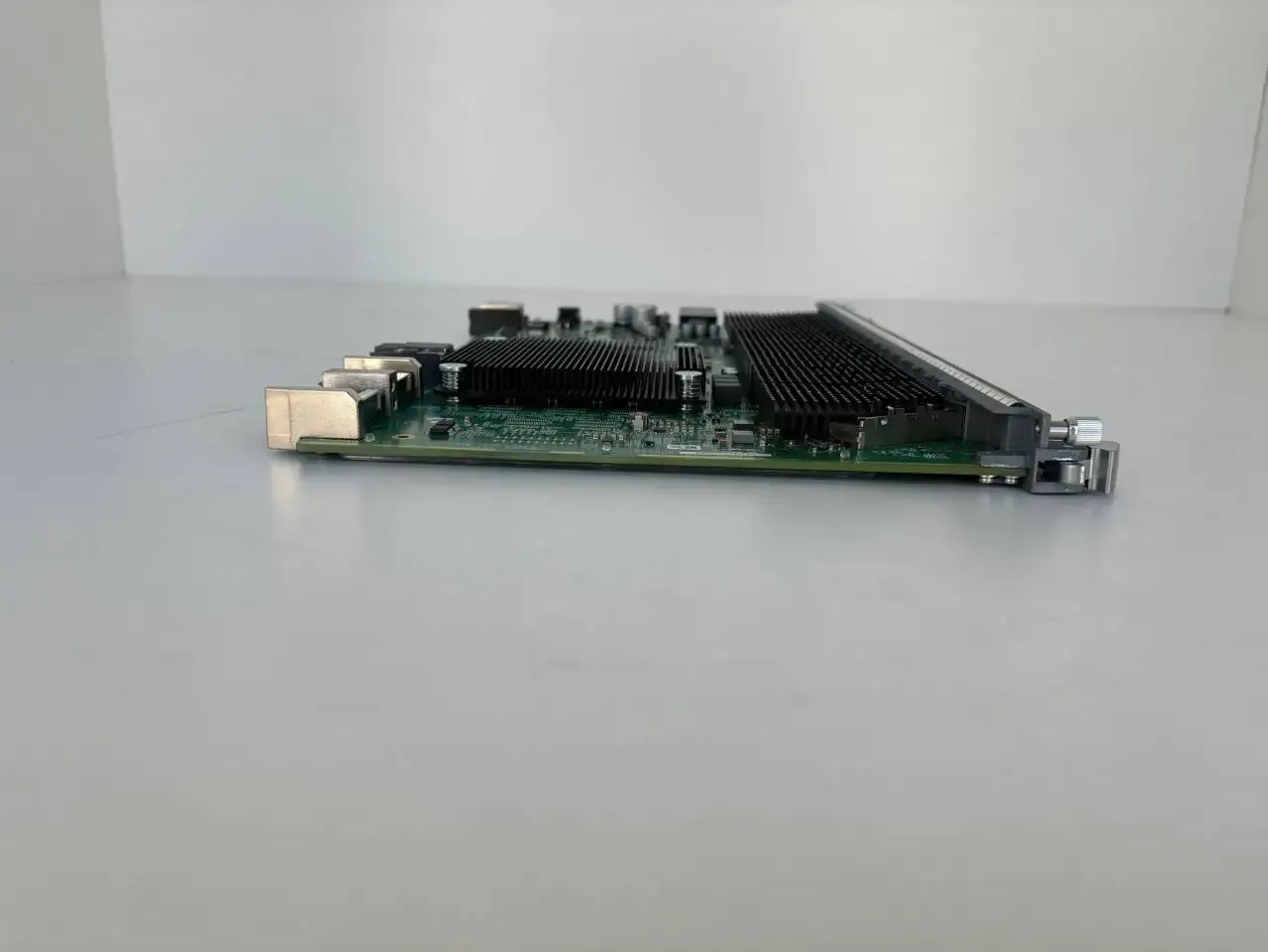High Quality 16-Port GFBL OLT Card XG-PON GPON Used C600 C620 C650 Series Fiber Optic Equipment SFP Form Factor /ZX Brand 1-boxintelecom