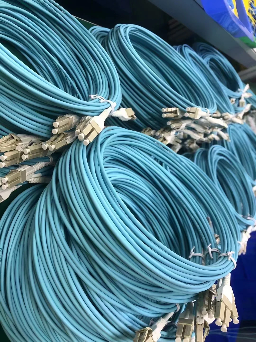 Factory Price 16-core MPO/MTP3 Patch Cord Cable Customized Length 3m/5m/10m Multimode Fiber for 850nm SR4 SFP Module 2