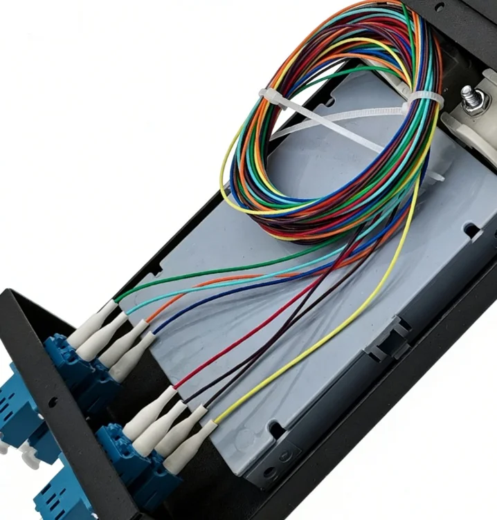 4 Port 8 Core LC Wall Mount Fiber Optic Terminal Box Metal Cold Rolled Steel Fiber Splice Distribution Box with Adapters-boxintelecom