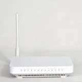 Dual Brand G-140W-ME ONU 4GE+1POT+1USB+2.4G/5G Wifi