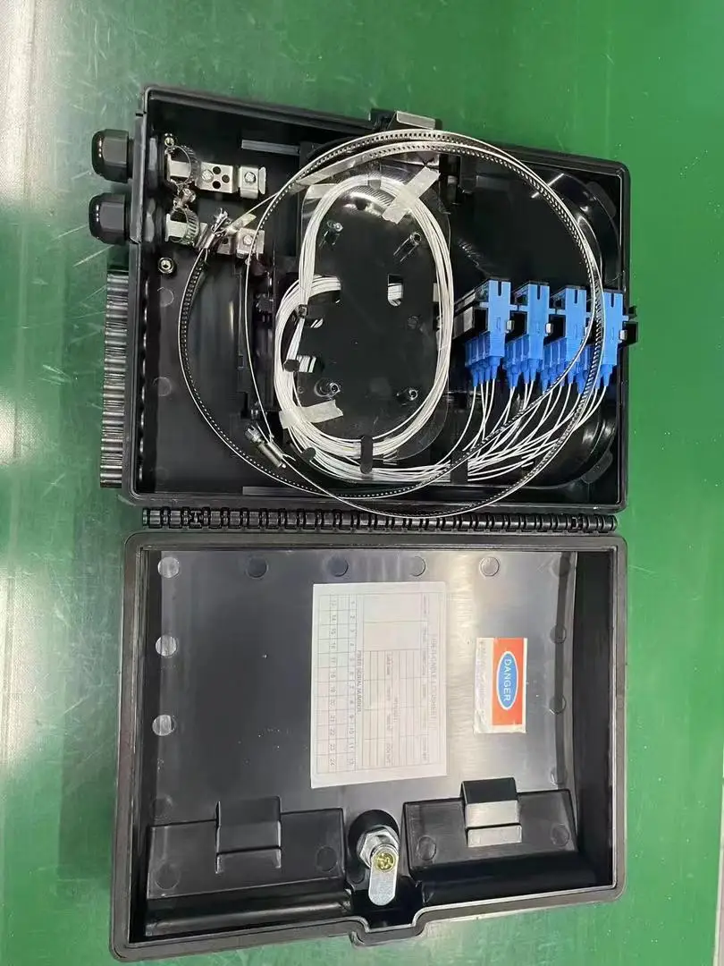 Outdoor 16 Core Optical Fiber Termination Box with SC UPC Slot Box Type PLC Splitter-boxintelecom