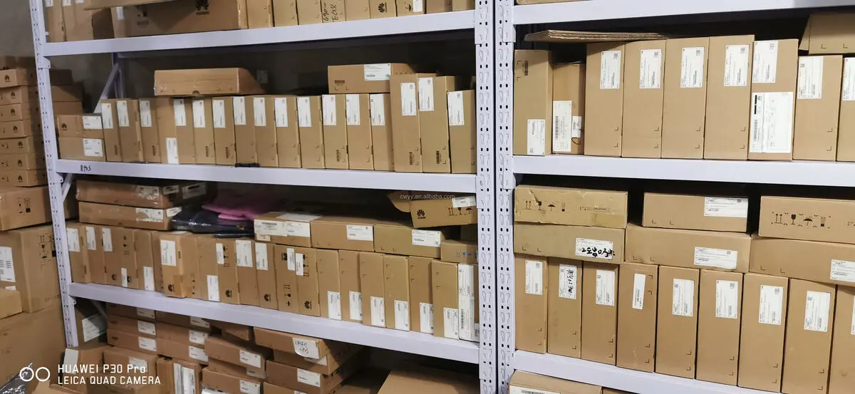 03032RNP HW NE40E-M2K CR5D0E5XMF90 2x50GE-QSFP28 2-Port 50GBase/1-Port 100GBase-QSFP28 Physical Interface CardPIC 7