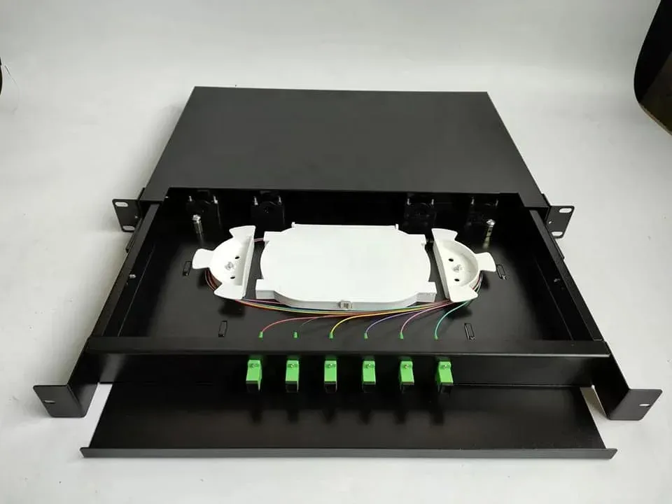 Good quality 19 Inch 12 24 48 cores ODF Optical Termination Box FTTH ODF 24 Ports 48 72 96