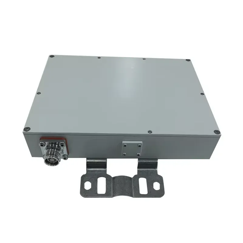 RF Penta-band Combiner 824-894/1710-1755/2110-2155/1850-1990/2500-2690/3300-3800MHz with 4