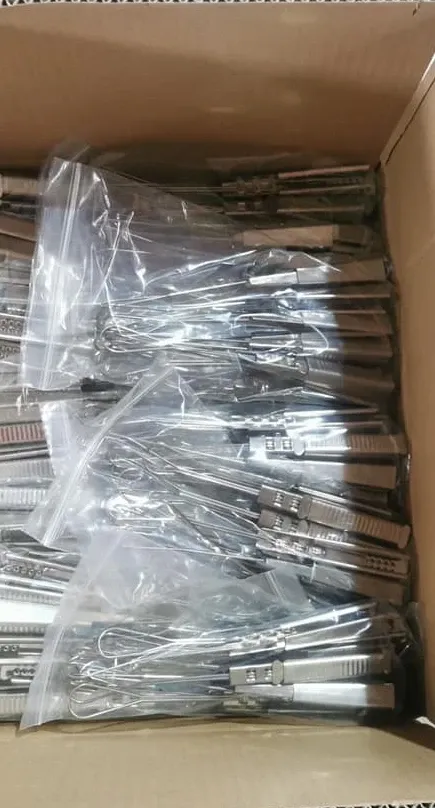 Fiber Optic Flat Types 304 Steel Drop Cable Tension Clamp Fiber Optic Drop Wire Cable Clam