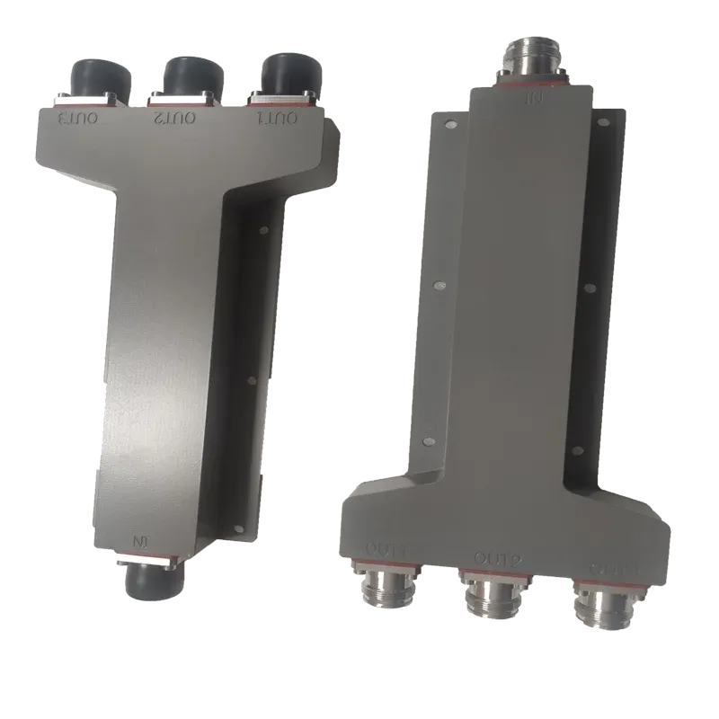 600-6000 MHz  50W indoor /outdoor application IP67 -155dBc 2 way power splitter/divider wi