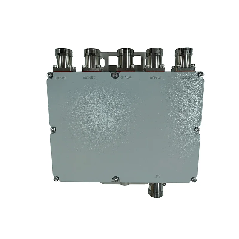 Manufacturer Supple UHF 698-960/1710-2170/2400-2700/3300-3800MHz Quadplexer Combiner with 