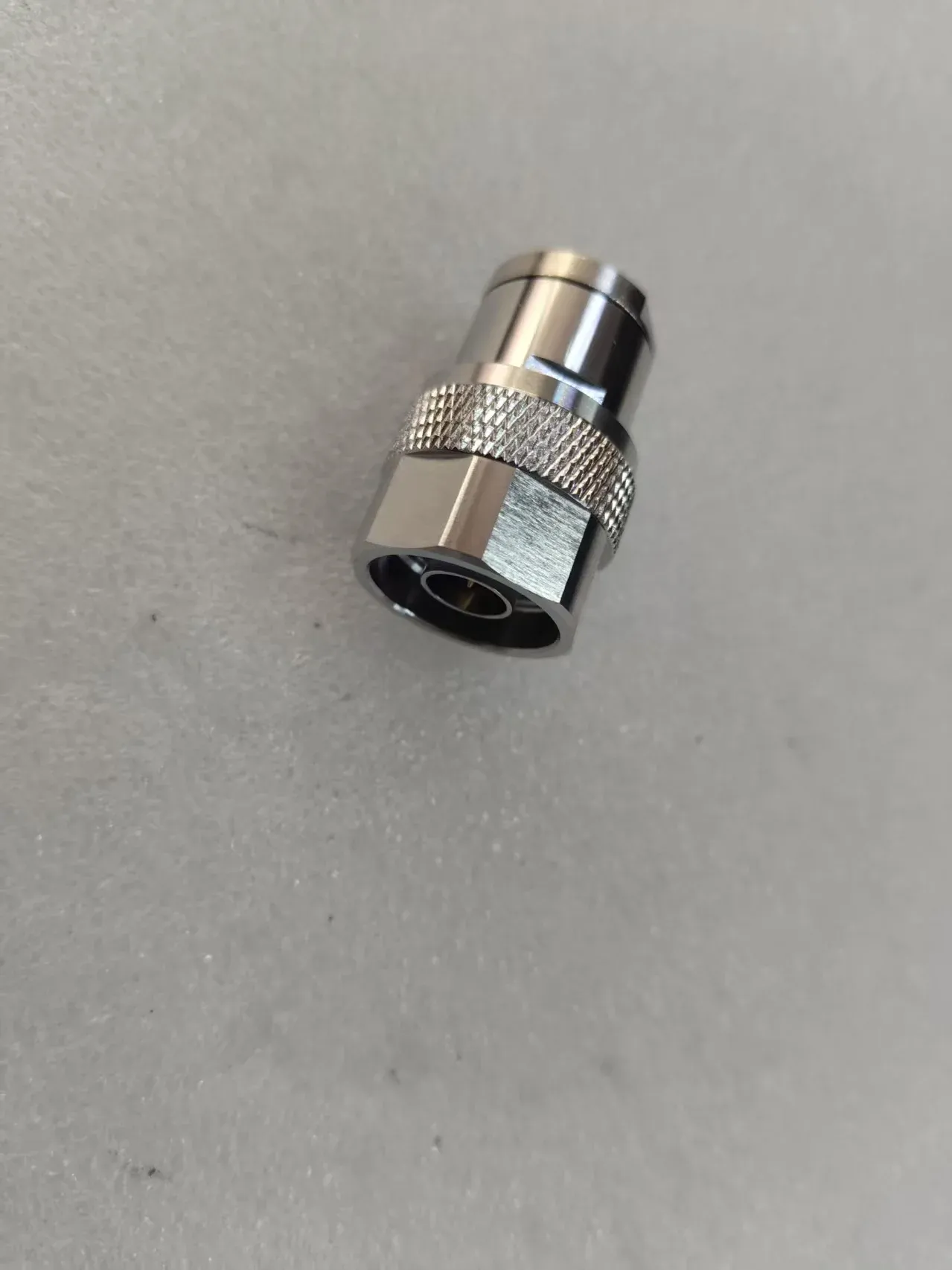 Passive Components 18G Termination Load 2W N Male Connector