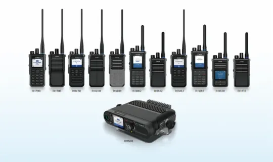 Professional Digital Handheld Walkie Talkie Two-Way Radio DH690 with IP68 Waterproof and L