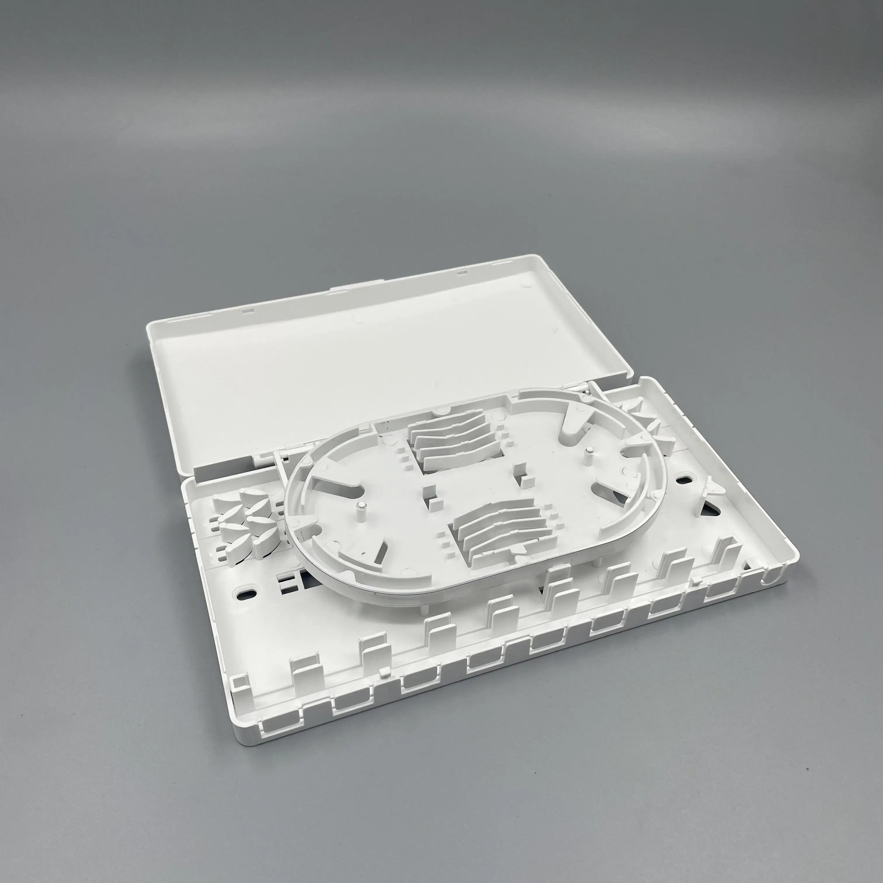 8-Core Fiber Optic Terminal Box with 8 SC/APC Adapter Ports for FTTH Use for Enterprise Wi