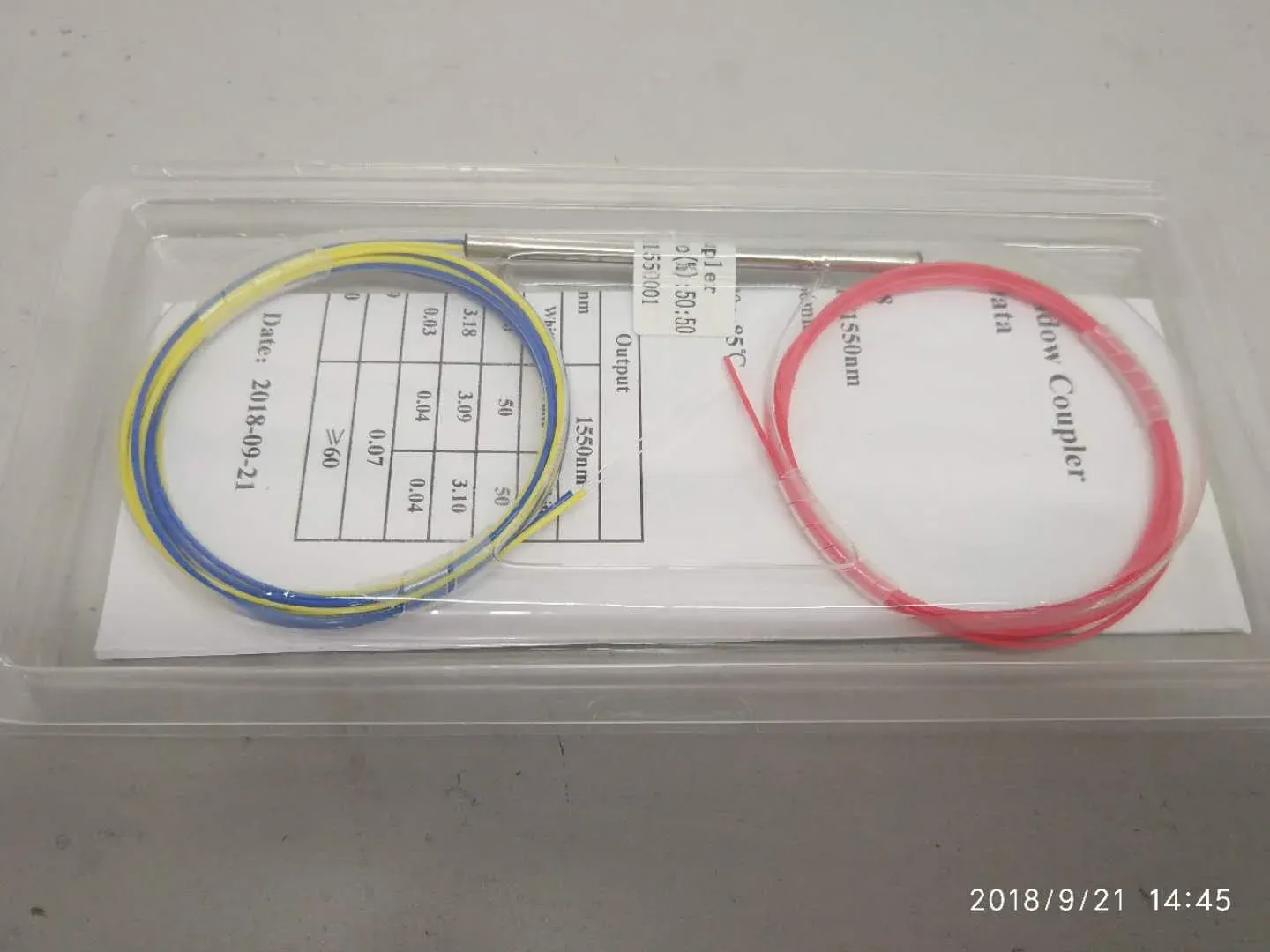 FTTH 1X2 LC/Sc APC/Upc Mini Steel Tube 0.9mm Fiber Optic Fbt with Connector
