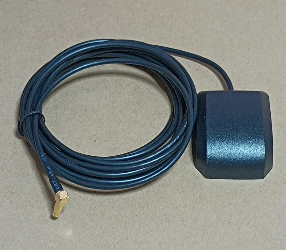 MCX Elbow antenna Navigation signal booster Car GPS antenna-boxintelecom
