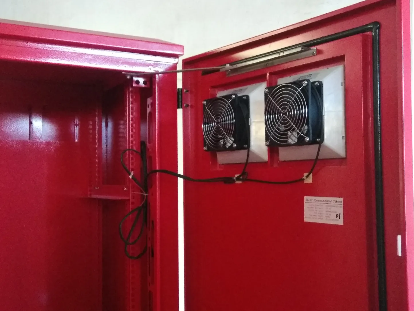 26U Compatible 19 Inch Outdoor Telecom Cabinet Network Telecommunication Enclosure for Electronics & Instrument-boxintelecom