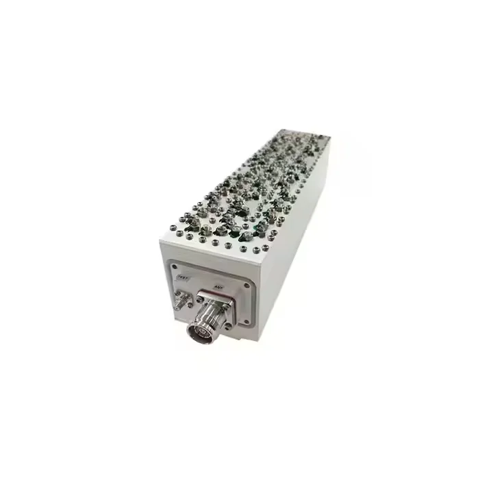 New Material  663-716/617-652/728-768/776-849/862-894MHz 4.3-10 Female QMA Female SMA-F RF