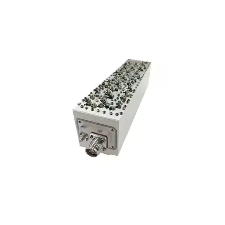 New Material  663-716/617-652/728-768/776-849/862-894MHz 4.3-10 Female QMA Female SMA-F RF
