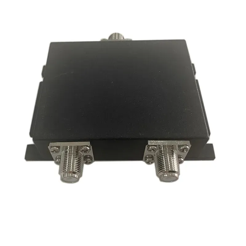 75 Ohm Wilkinson Divider 698-2700 MHz 2 Way Micro-strip Power Divider with F Female Connec
