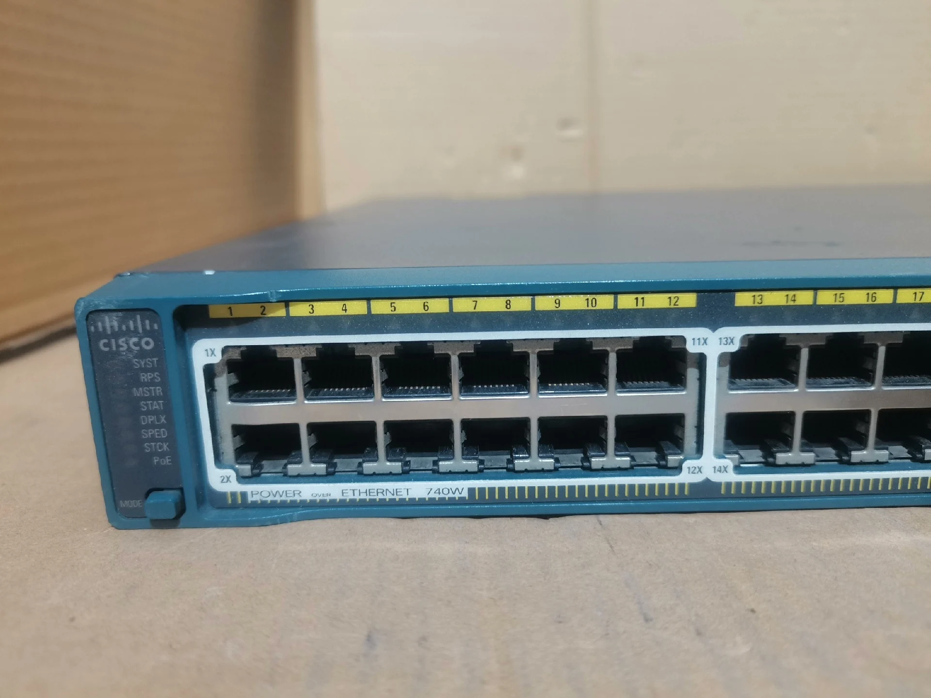 WS-C2960S-48FPS-L 2960S 48 GigE 740W ,4 x SFP industrial network switch WS-C2960S-48FPS-L-boxintelecom