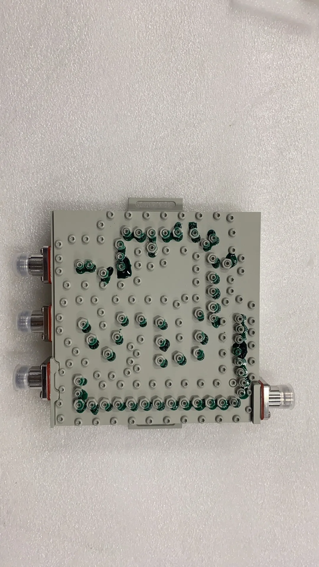 Hot Sale 6G Low PIM -140dBc Sigle/ Double Unit 698-2700/3300-3800/5150-7125MHz Triplexer T