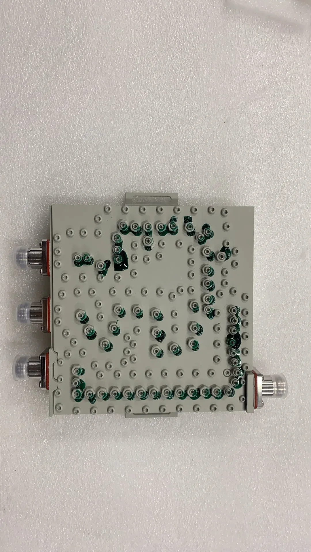 Hot Sale 6G Low PIM -140dBc Sigle/ Double Unit 698-2700/3300-3800/5150-7125MHz Triplexer T