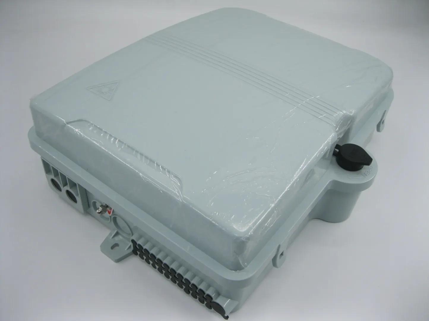 Factory FTTH 24 cores outdoor Fiber optic Termination Box 1x16 PLC splitter distribution b