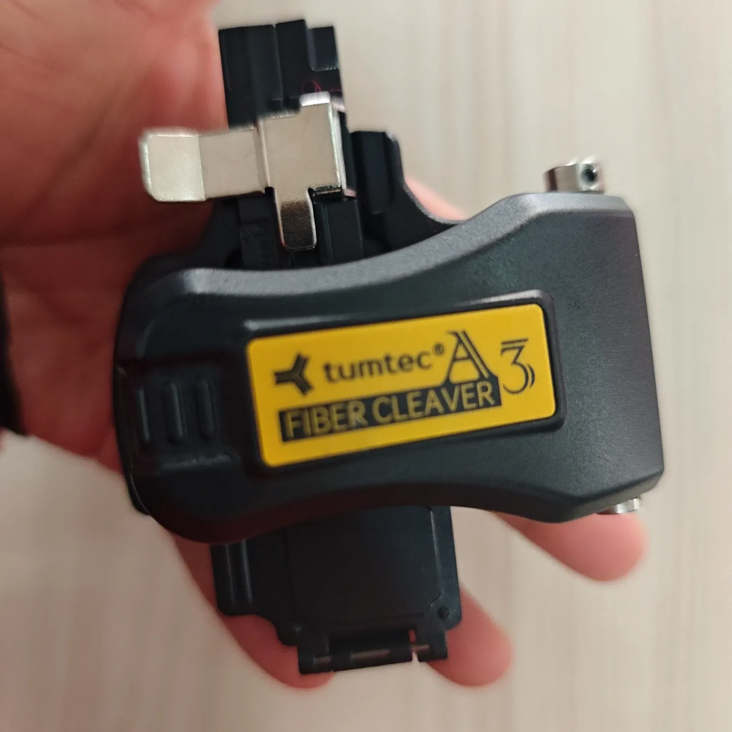 Good Quality Tumtec A3 Cleaver High Precision Optical One-Step Fiber Cleaver for FTTH Fibe