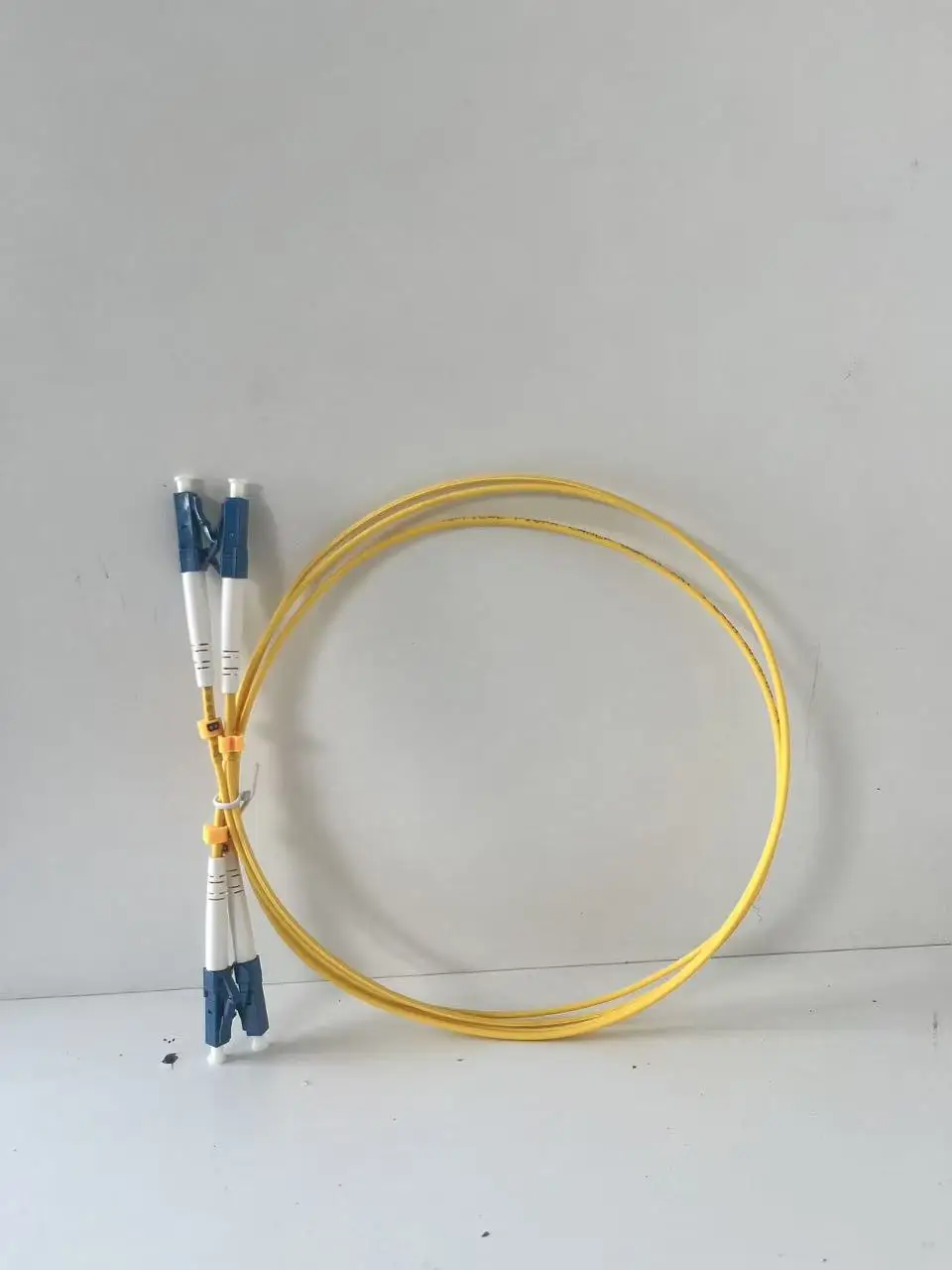 High Quality Single-Mode Dual Core LC/UPC 2.0mm Yellow Carrier Grade Power Patch Cord 4G Base Station Quick Connector LSZH-boxintelecom