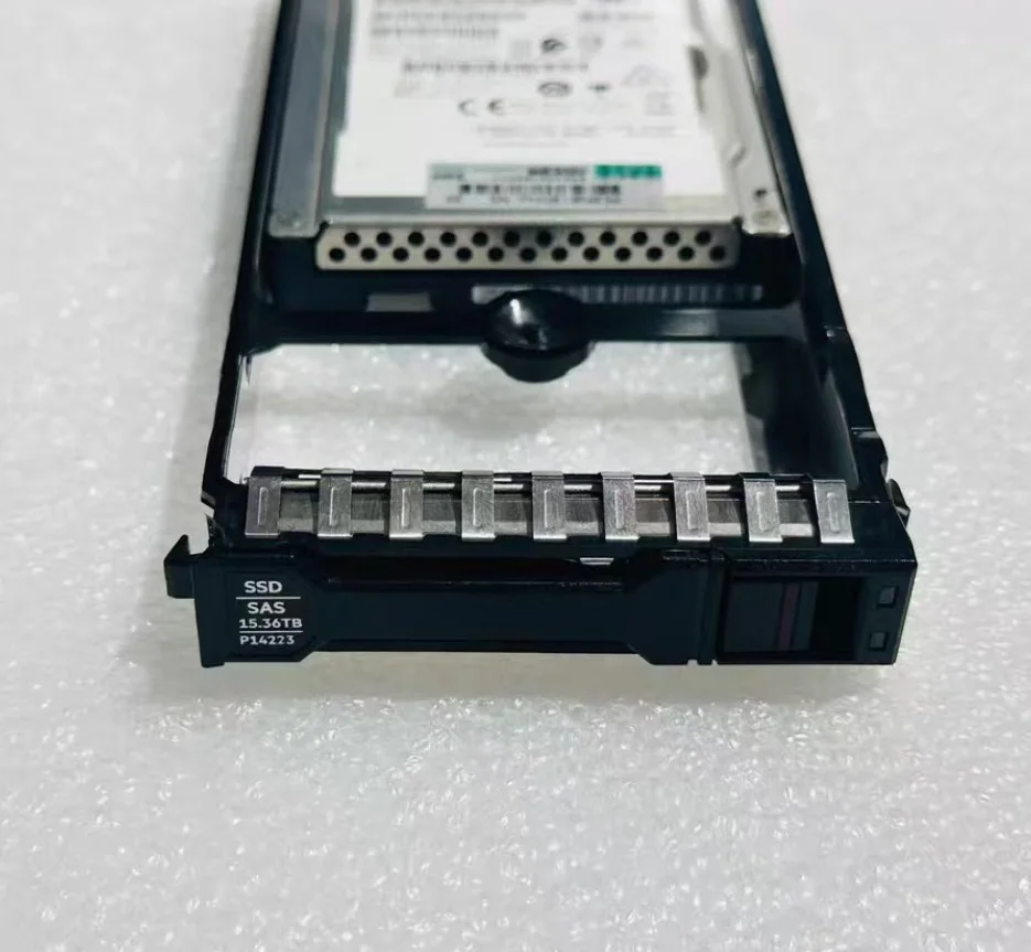 15.36T NVMe U.2 Solid State Drive 15.36TB Server SSD Part Number P06042-007 P14223 Capacit