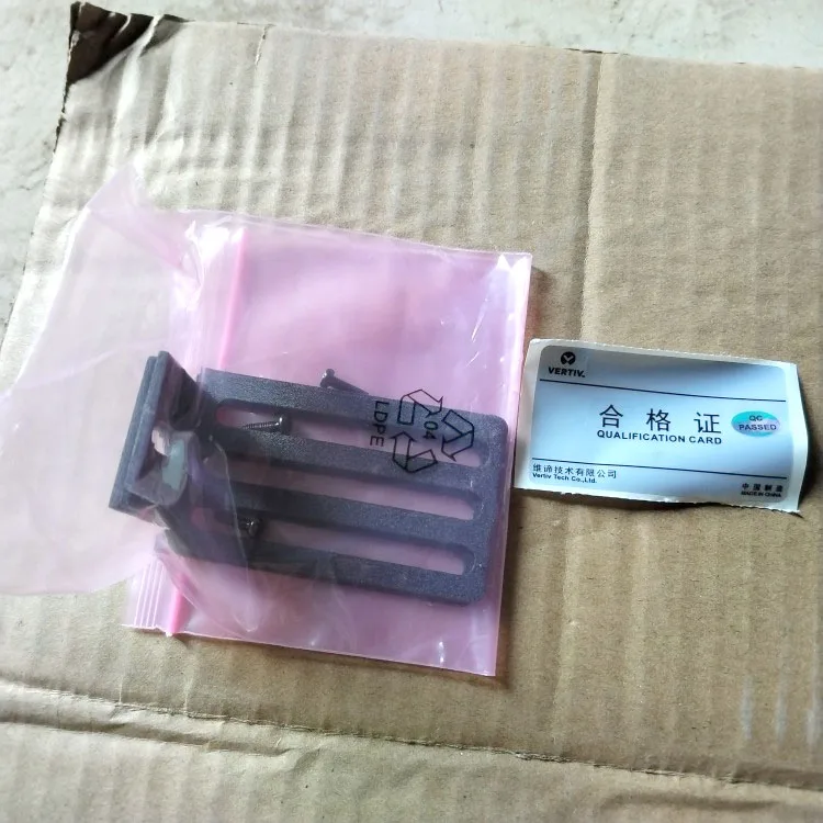 1P Geist C1650L F0132152 220V 32A 16A Single Phase Input Switch Power Distribution Unit Ba