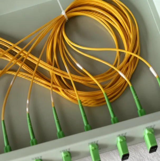 1U Rack Mount PLC Fiber Optic Splitter - 1x8 Telecom-Grade Distribution Box with Ultra-Low