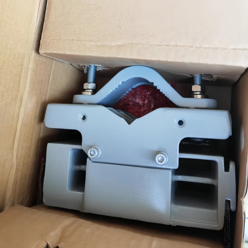 Integrated Mounting Kit 21151211 for Fiber Optic Equipment 18L Blade RRU with Pendant Bracket Ear Mount for 5G Networks-boxintelecom