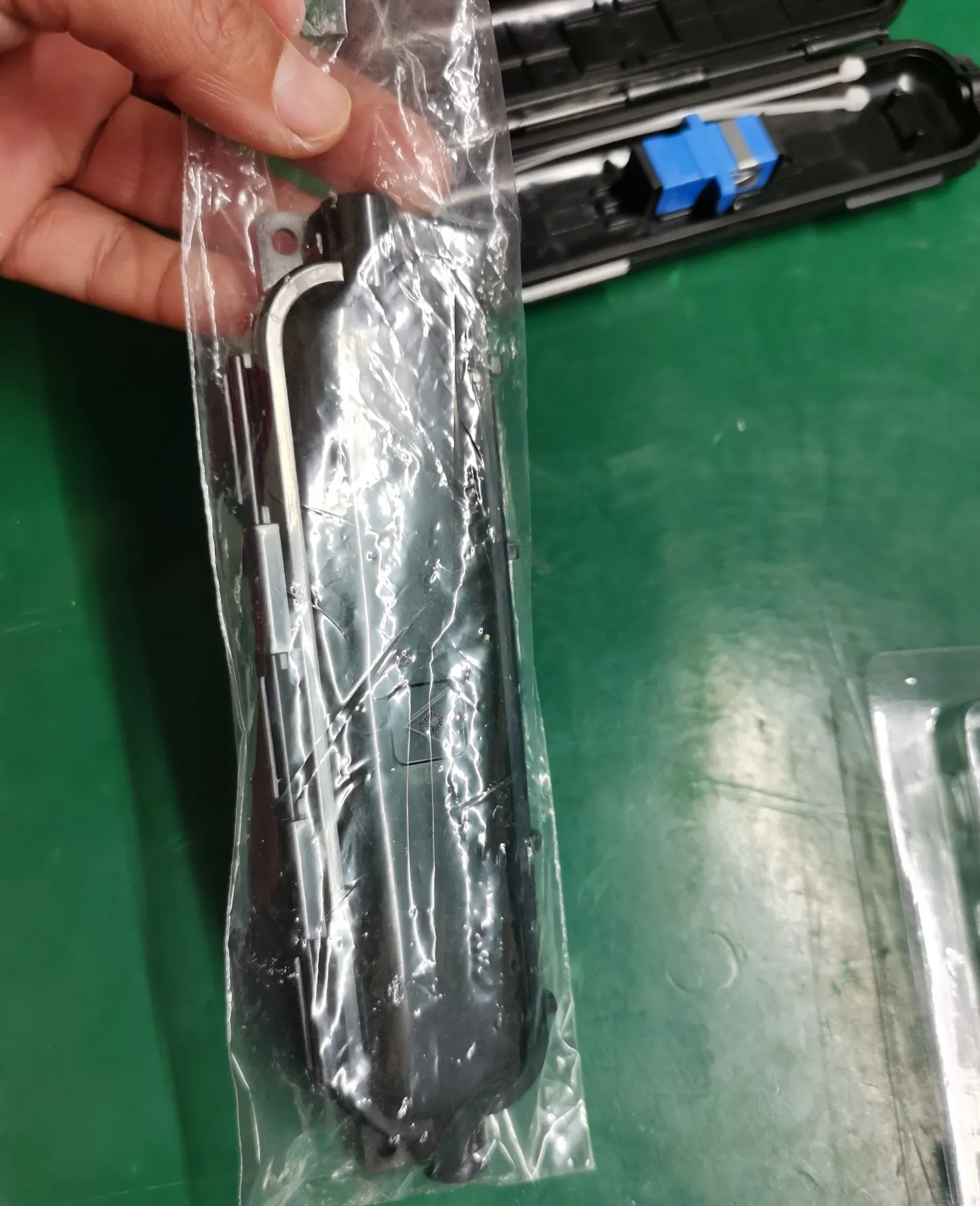 optical fiber protection box  FTTH fiber optic Drop Cable Protection box Optical Fiber Box