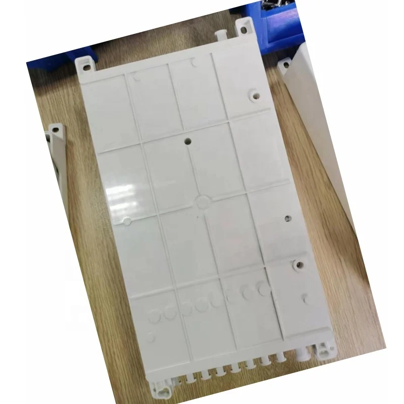ftth box  fiber optic 8 core distribution box with  mini 1*8 plc splitter fiber optics box