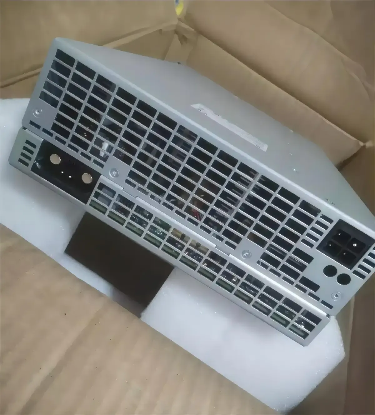 Telecom rectifier module Emerson eSure R48-5800e DC power Converter