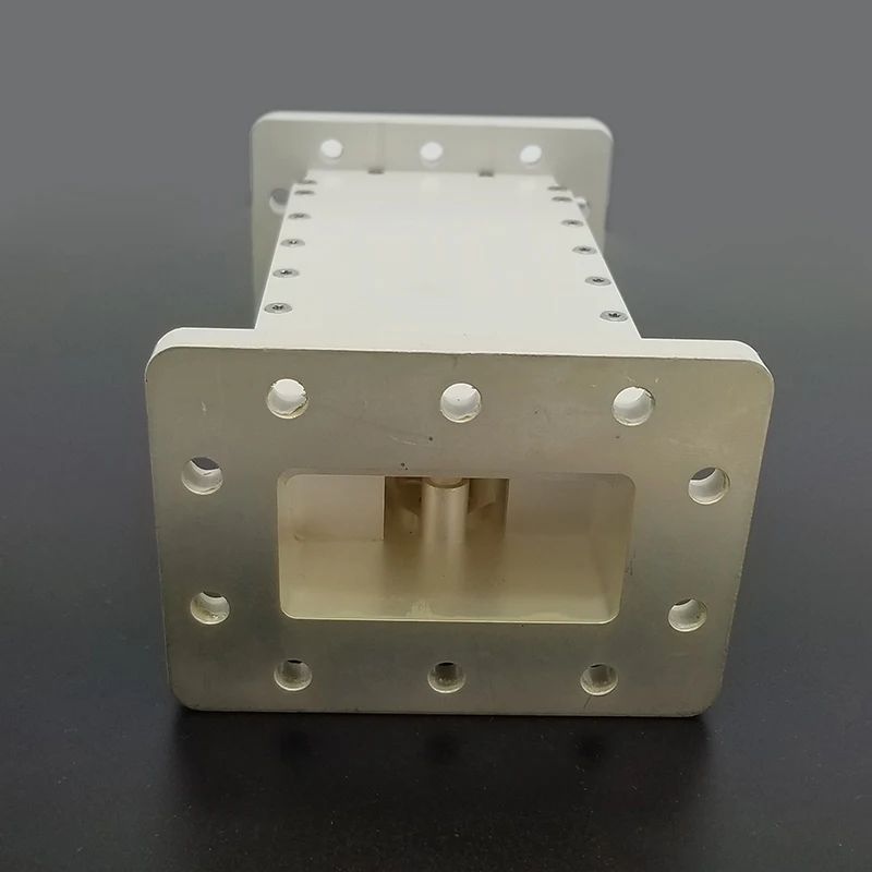 High Quality Waveguide Bandpass Filter Low Insertion Loss High Rejection RF Filter 3700-42