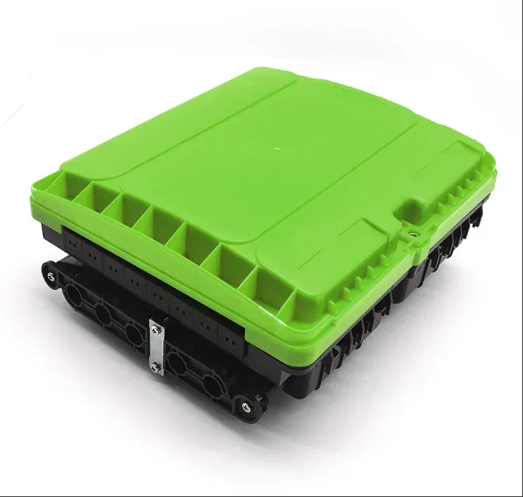 UV-Resistant 16 Core Optical Fiber Distribution Box FTTH Outdoor Aerial IP65 Waterproof