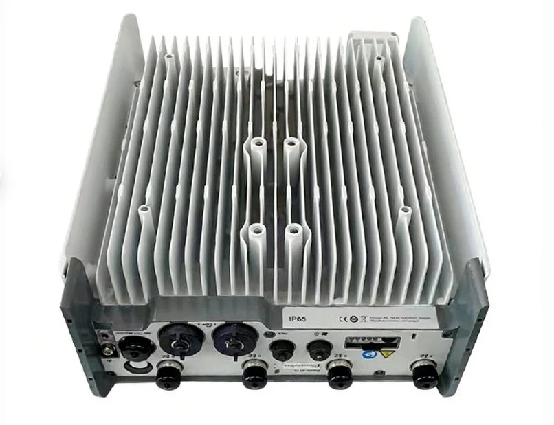 Erics Radio 2242 B1/B3 KRC 161 726/1 Remote Radio Unit 2100MHz 1800MHz