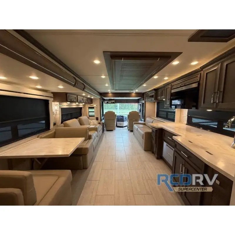 2026 Newmar Ventana 4037 Class a Diesel Aluminum Motorhome with 3 Slides 4-6 Passengers 35,600 Lbs