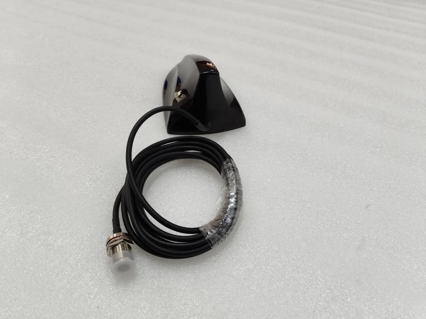 Hot Sale UHF 400-470MHz High Gain 1.5dBi BTS Sector Mobile Antenna With N Female Connector