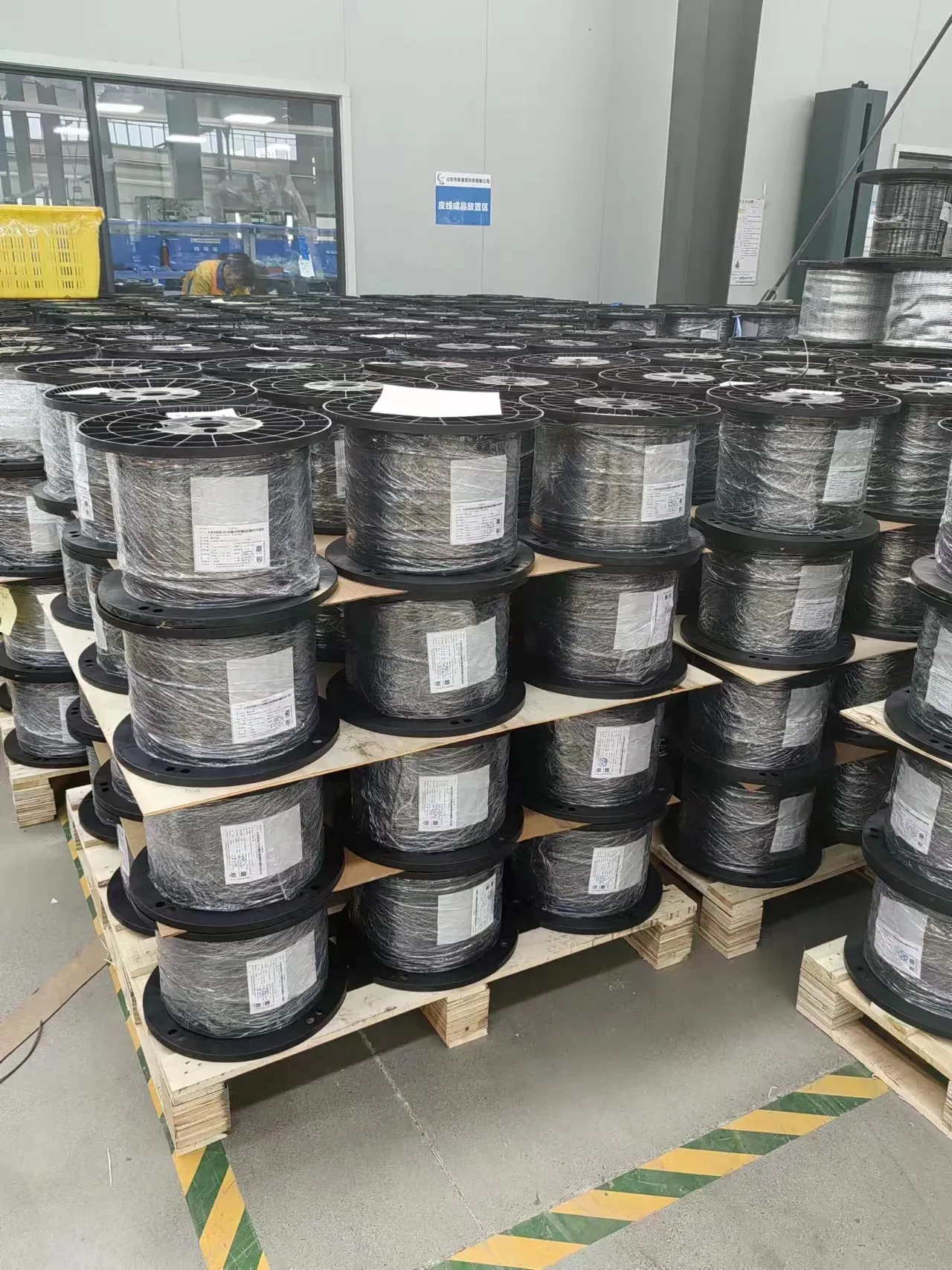 GJYXCH Outdoor Optical Fiber Steel Wire Optic Drop Cable FTTH 1/2/4core G657A1-Telecom Pow