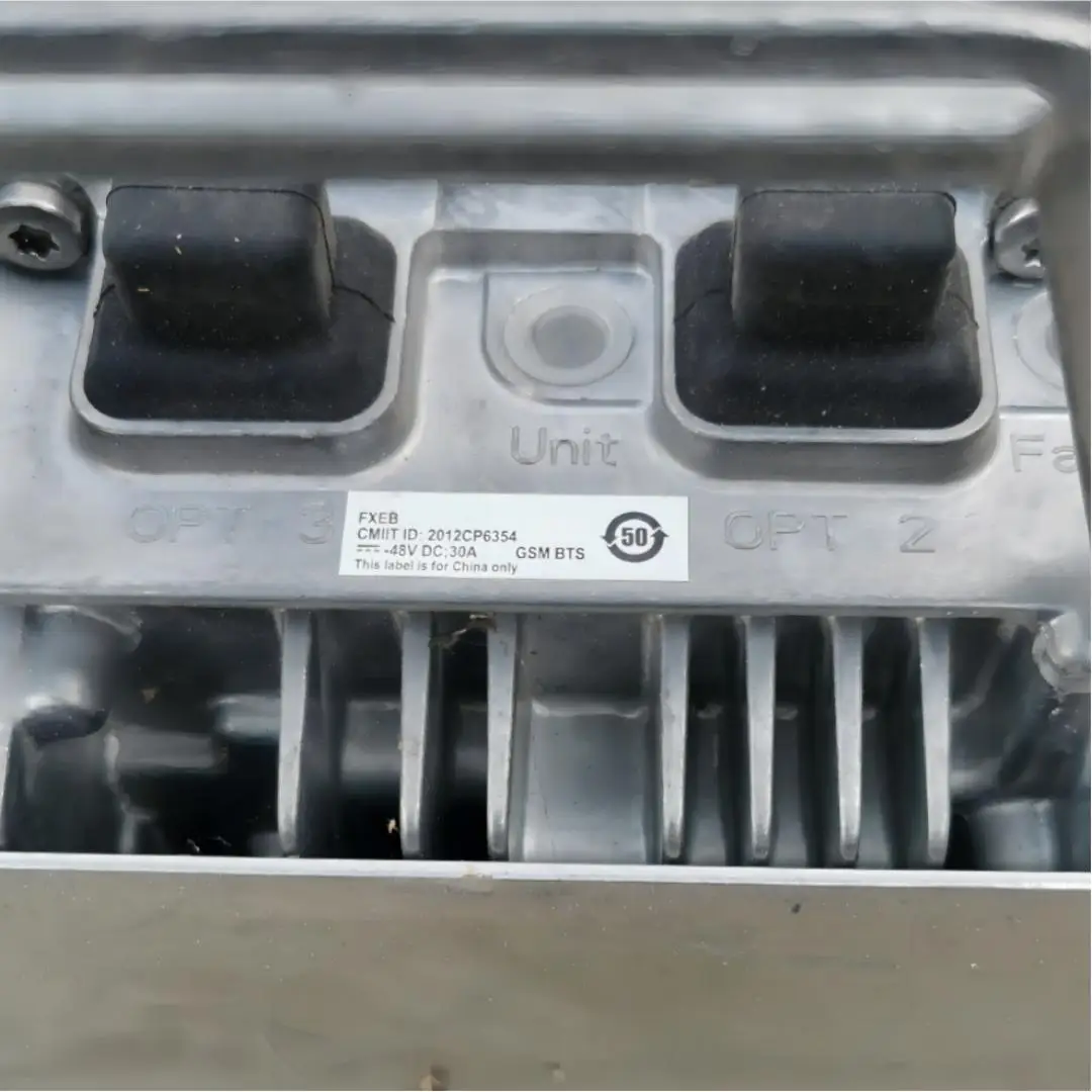 FXEB 472501A Flexi Base Station Multiradio RF Module RRU FXEB 472501A.103 472501A.104 4725