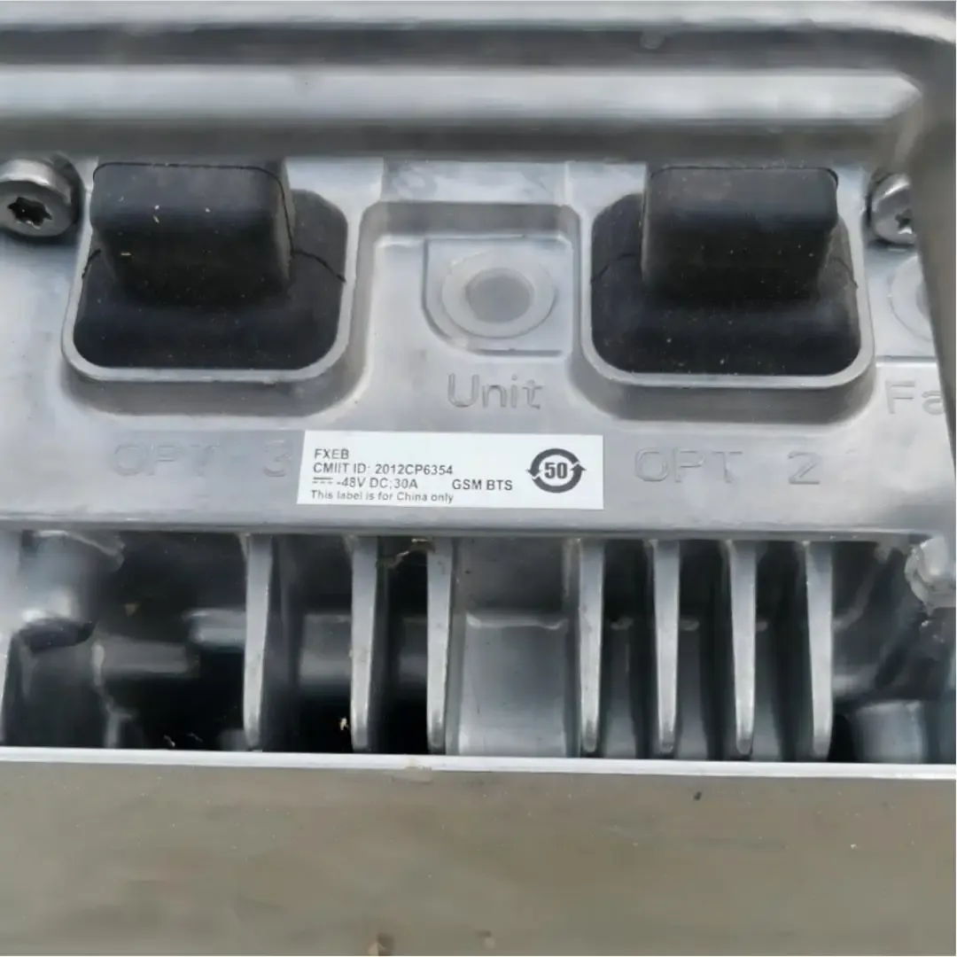 FXEB 472501A Flexi Base Station Multiradio RF Module RRU FXEB 472501A.103 472501A.104 4725
