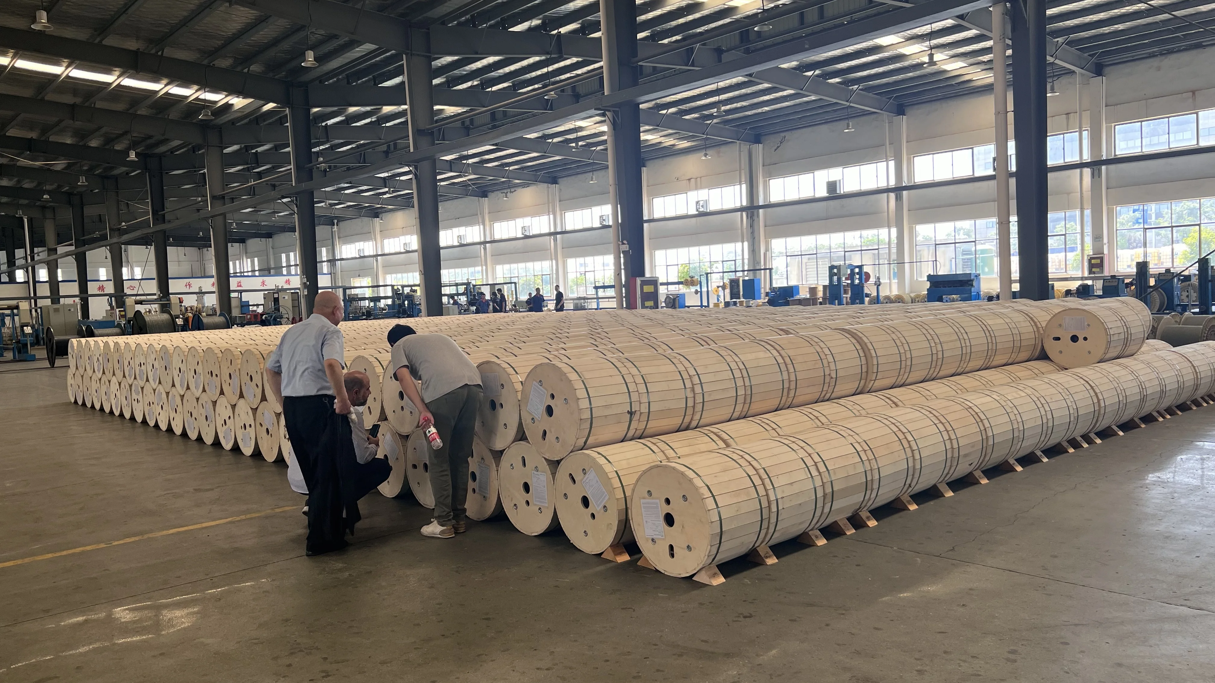 FG-1100E New Original Fortinet FortiGate 1100E Network Security/Firewal Contact for Discount