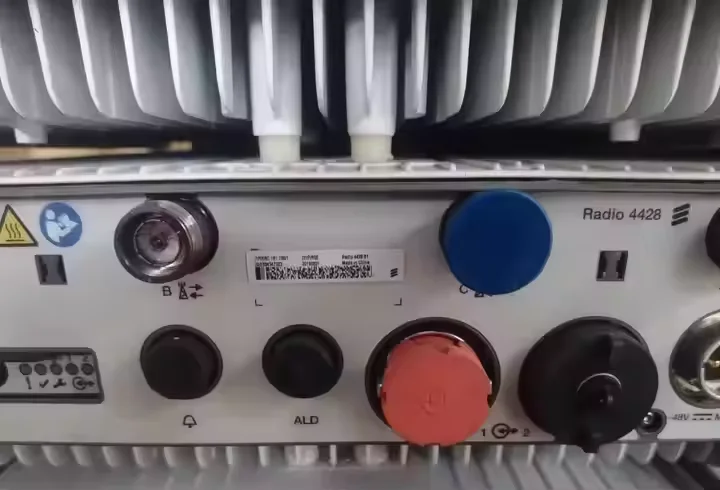 Radio  4428B1 KRC161735/1 2100MZH Base Transceiver Station (Remote Radio Unit) KRC 161 735/1-boxintelecom