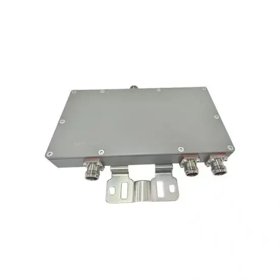 Low PIM 3450-3550&3560-3690&3700-4200MHz Triplexer Tri-band Combiner 4310F -161dBc