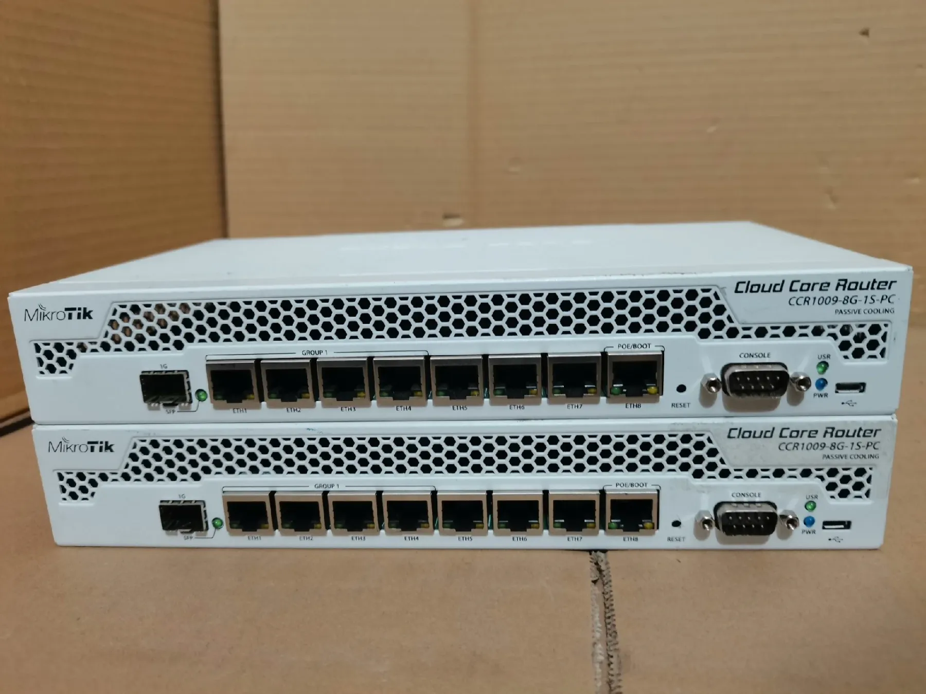 Mikrotik CCR1009-8G-1S-PC Gigabit Ethernet router EM MikroTik Ethernet-boxintelecom