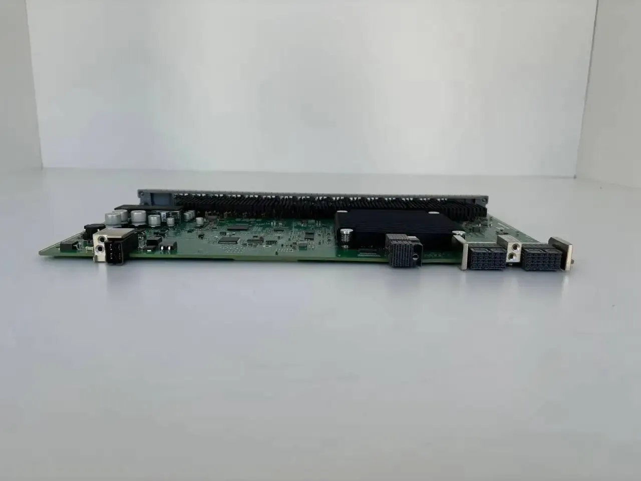 High Quality 16-Port GFBL OLT Card XG-PON GPON Used C600 C620 C650 Series Fiber Optic Equipment SFP Form Factor /ZX Brand 1-boxintelecom